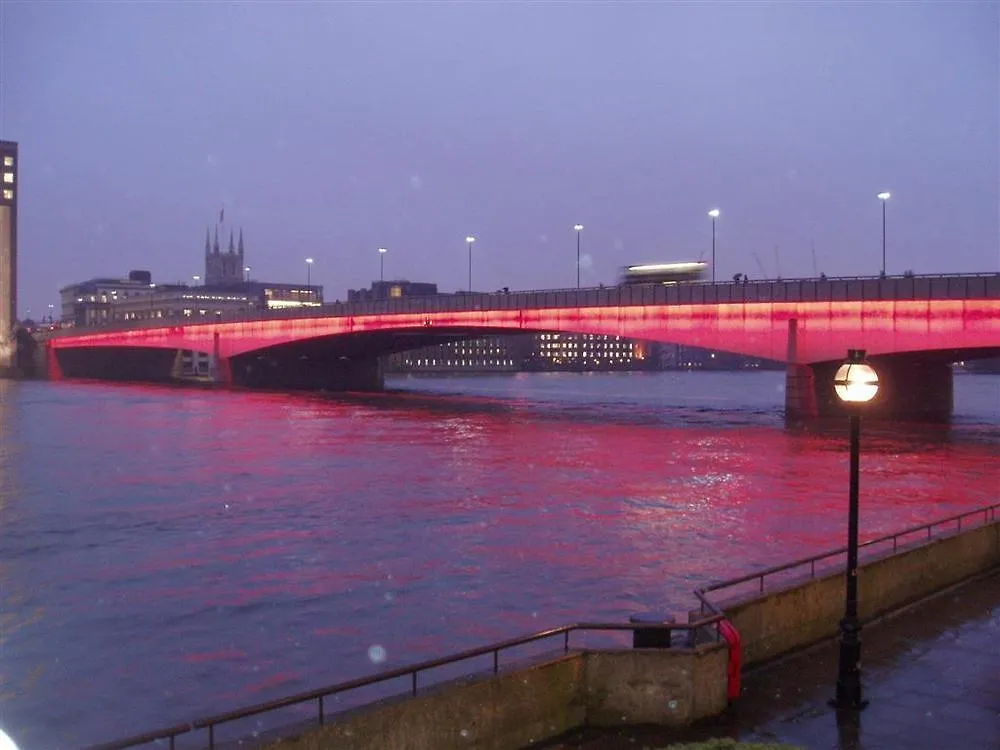 Go Native Lon Bridge Hotel London United Kingdom
