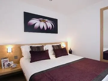 Go Native Lon Bridge Hotell London