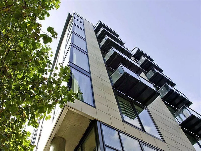Go Native Lon Bridge Hotell London