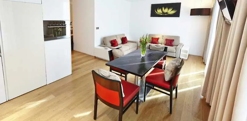 Go Native Lon Bridge Hotell London
